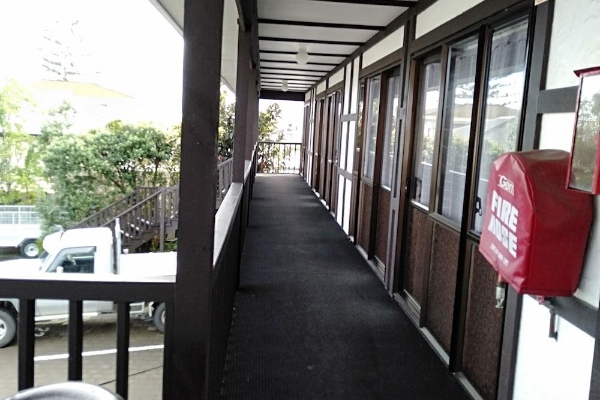 Albatross Motel (Westshore)